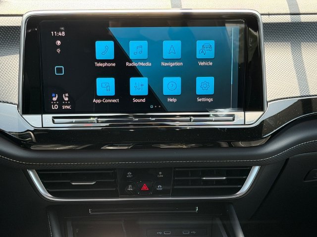 New 2026 Volkswagen Atlas Cross Sport SEL R-Line AWD/4WD image 17