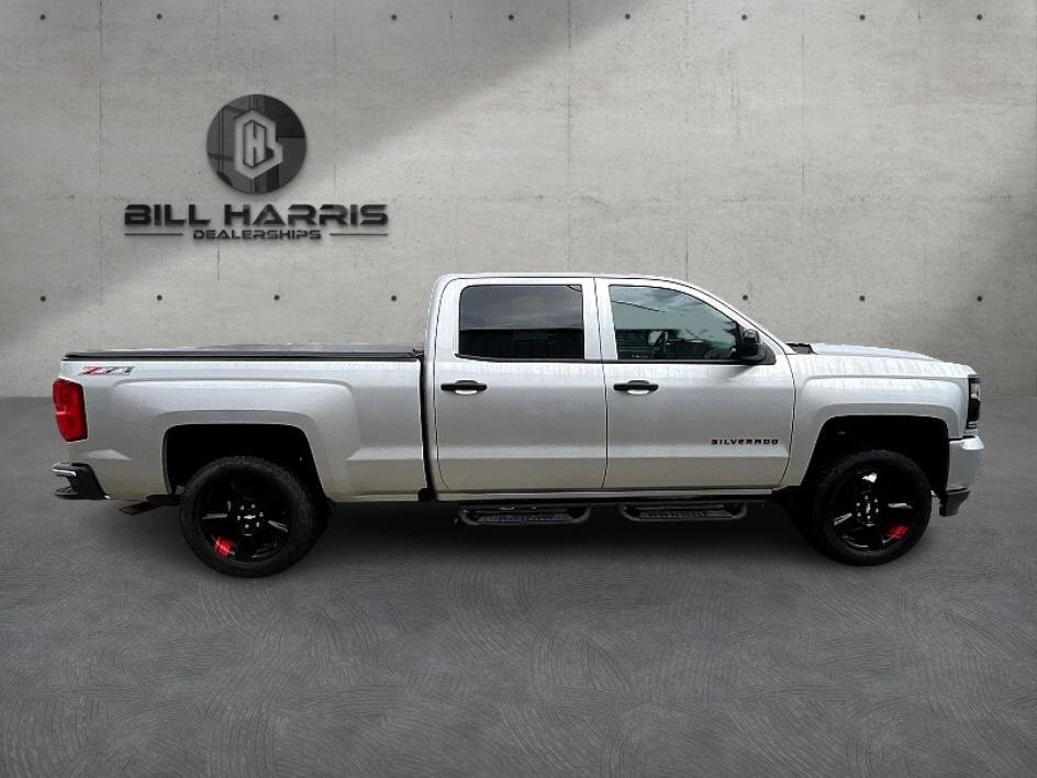 Used 2017 Chevrolet Silverado 1500 LTZ Z71 w/ Redline Edition image 5