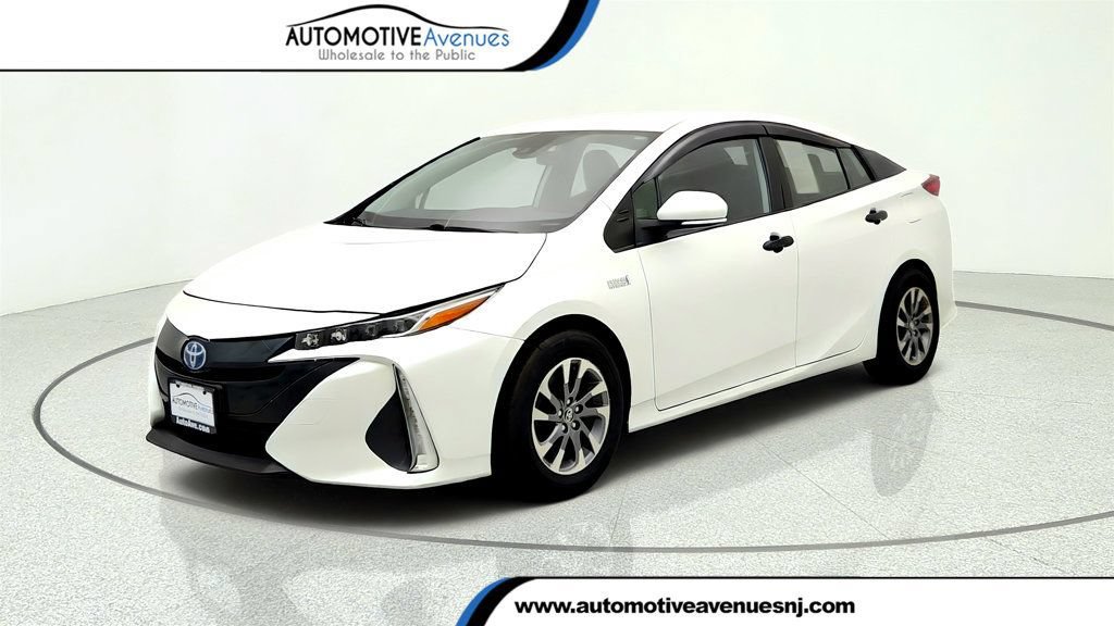 Used 2021 Toyota Prius Prime XLE w/ Carpet Mat Package (TMS)