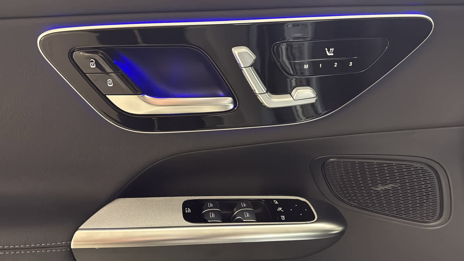 New 2026 Mercedes-Benz GLC 300 4MATIC image 15