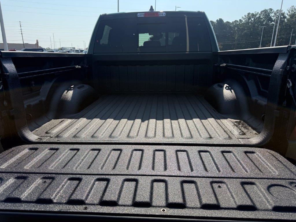 New 2027 RAM 1500 4x4 Crew Cab image 22
