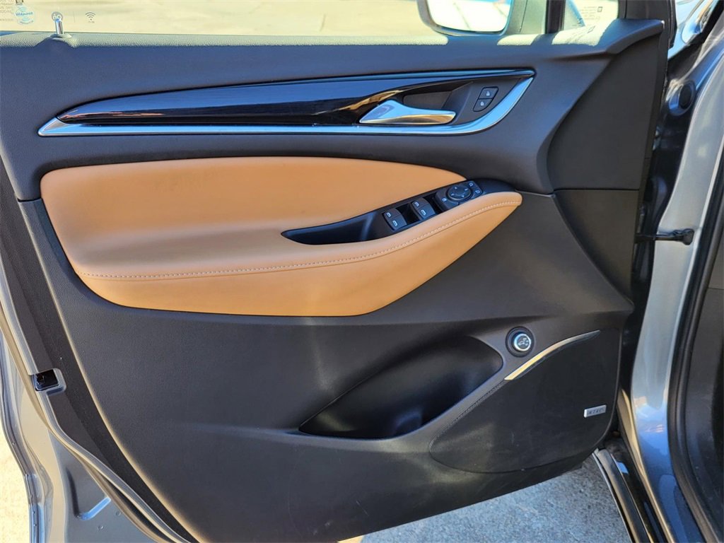 Used 2020 Buick Enclave Essence w/ Sound and Sites Package image 20