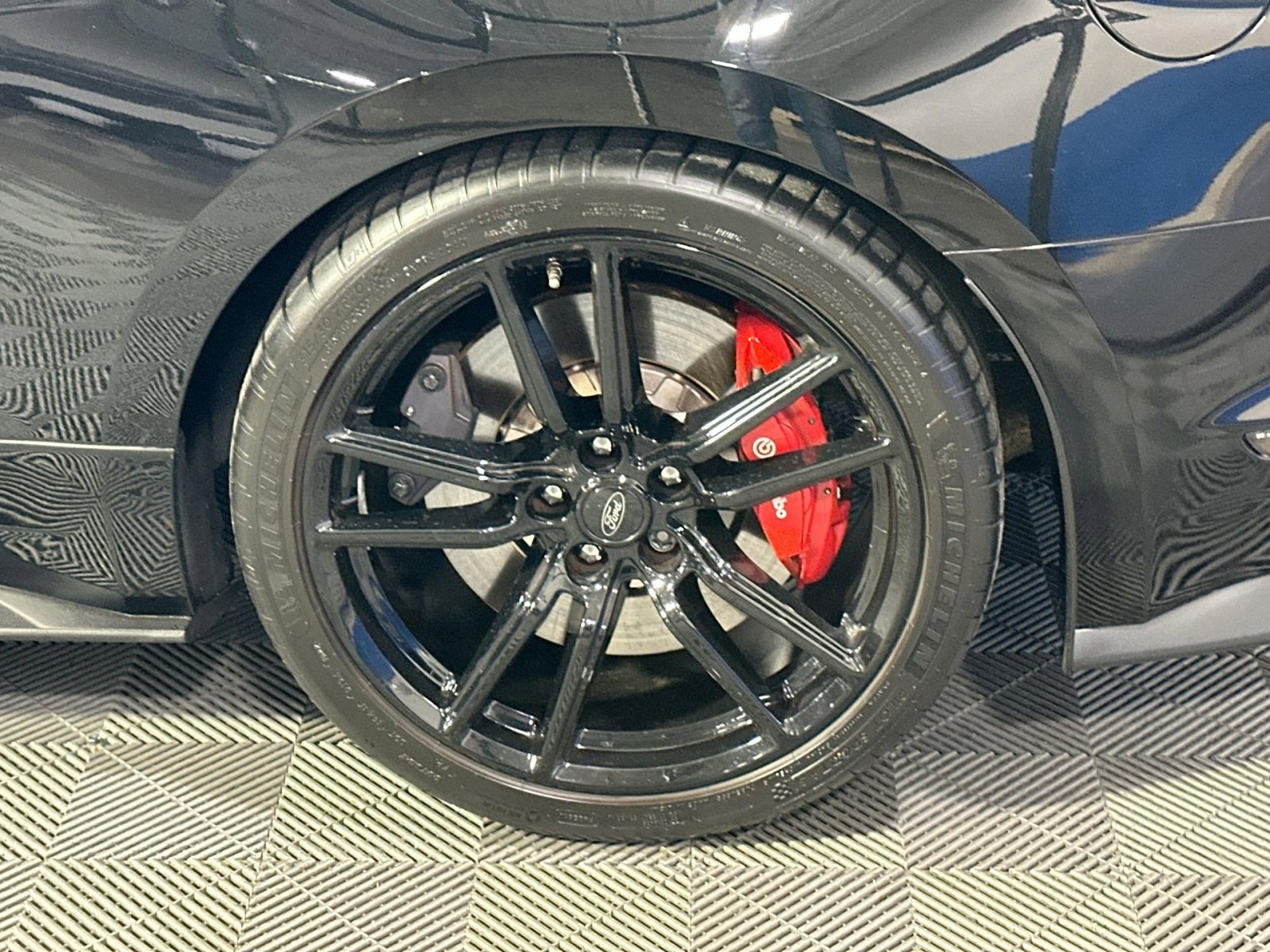 Used 2022 Ford Mustang Shelby GT500 w/ Technology Package image 12