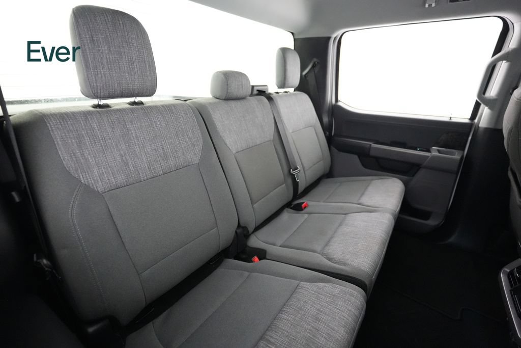 Used 2023 Ford F150 Lightning XLT AWD/4WD image 5