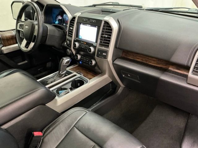 Used 2019 Ford F150 Lariat w/ Equipment Group 502A Luxury AWD/4WD image 20