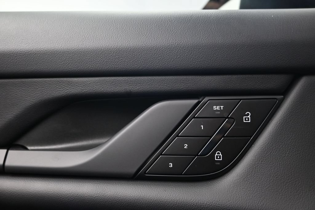 New 2026 Porsche Taycan RWD image 18