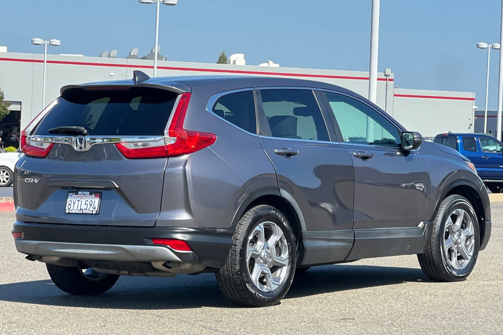 Used 2017 Honda CR-V EX-L image 2