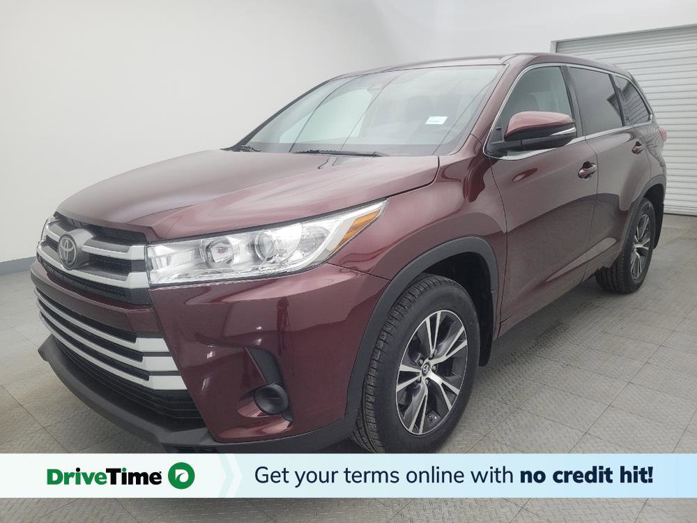 Used 2017 Toyota Highlander LE