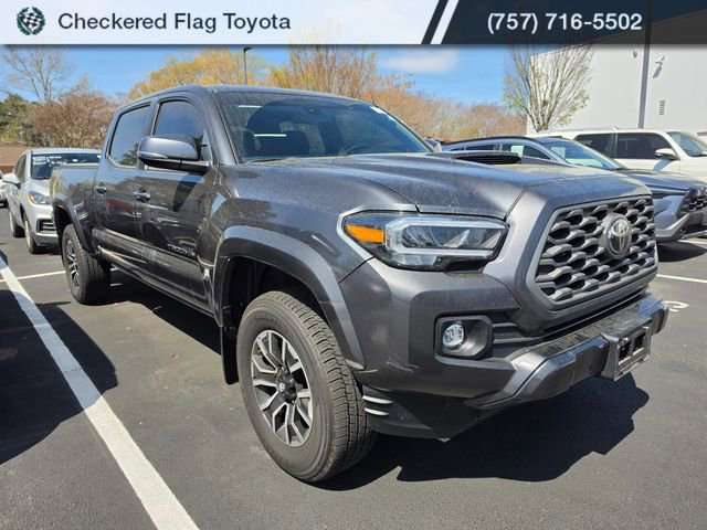 Used 2023 Toyota Tacoma TRD Sport w/ Black Out Package (TMS) AWD/4WD image 3
