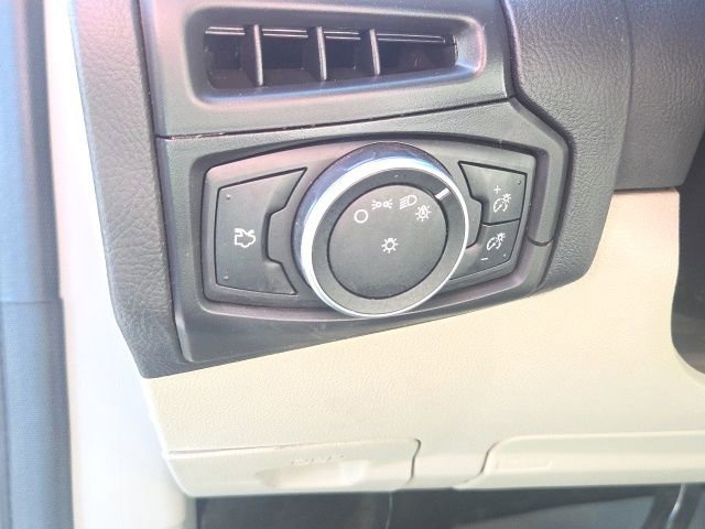 Used 2016 Ford Focus Electric Hatchback image 28