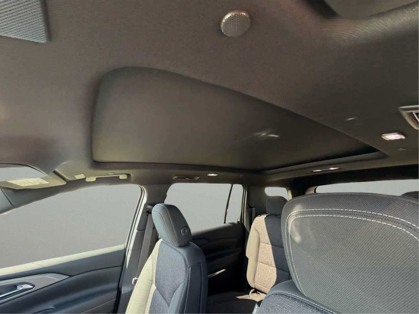 New 2027 Chevrolet Traverse LT w/ Enhanced Driving Package FWD image 17