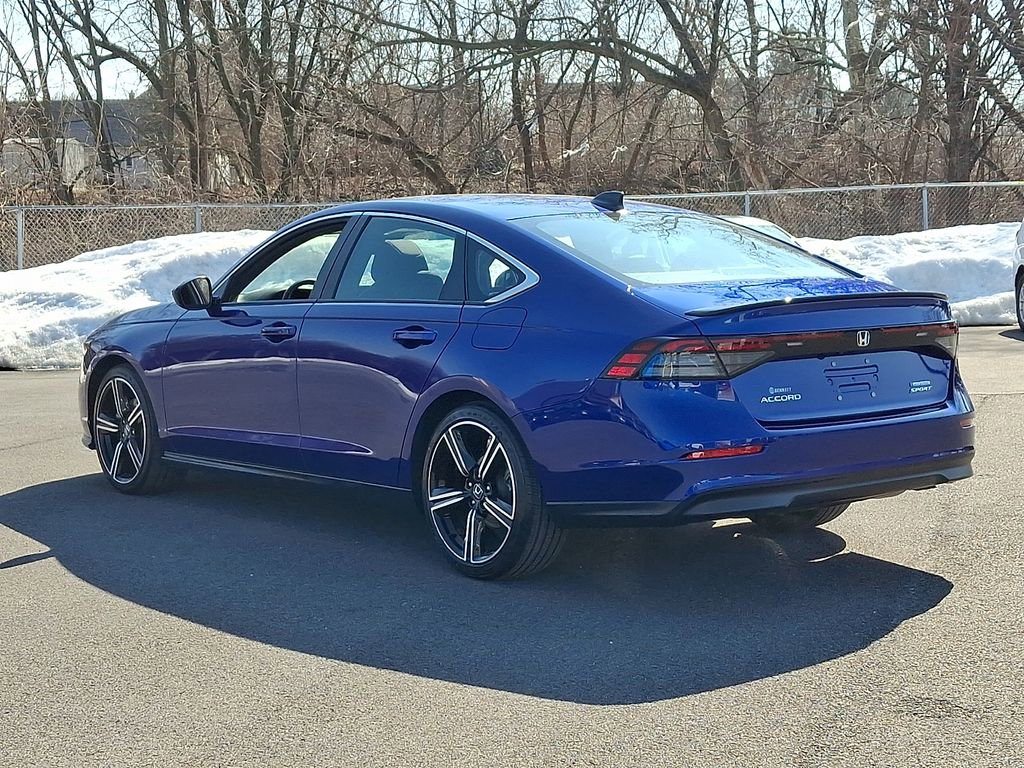 Used 2023 Honda Accord Sport image 4