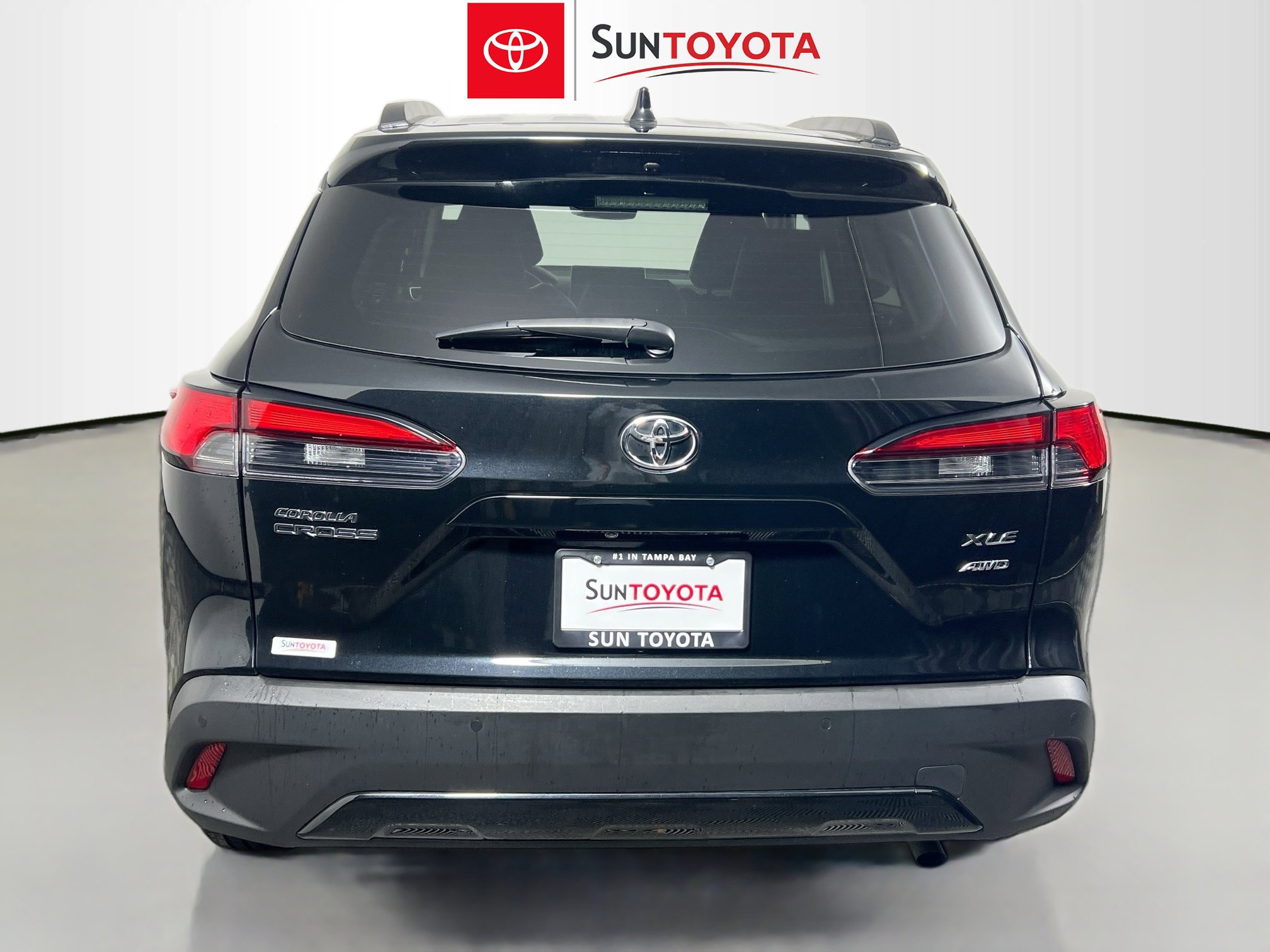 Used 2024 Toyota Corolla Cross XLE image 5