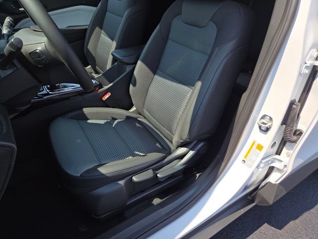 New 2026 Chevrolet Trax LT w/ LT Convenience Package FWD image 19