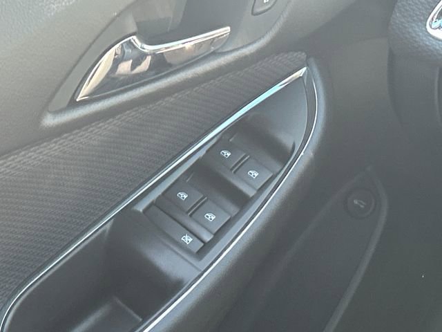 Used 2019 Chevrolet Cruze LT image 12
