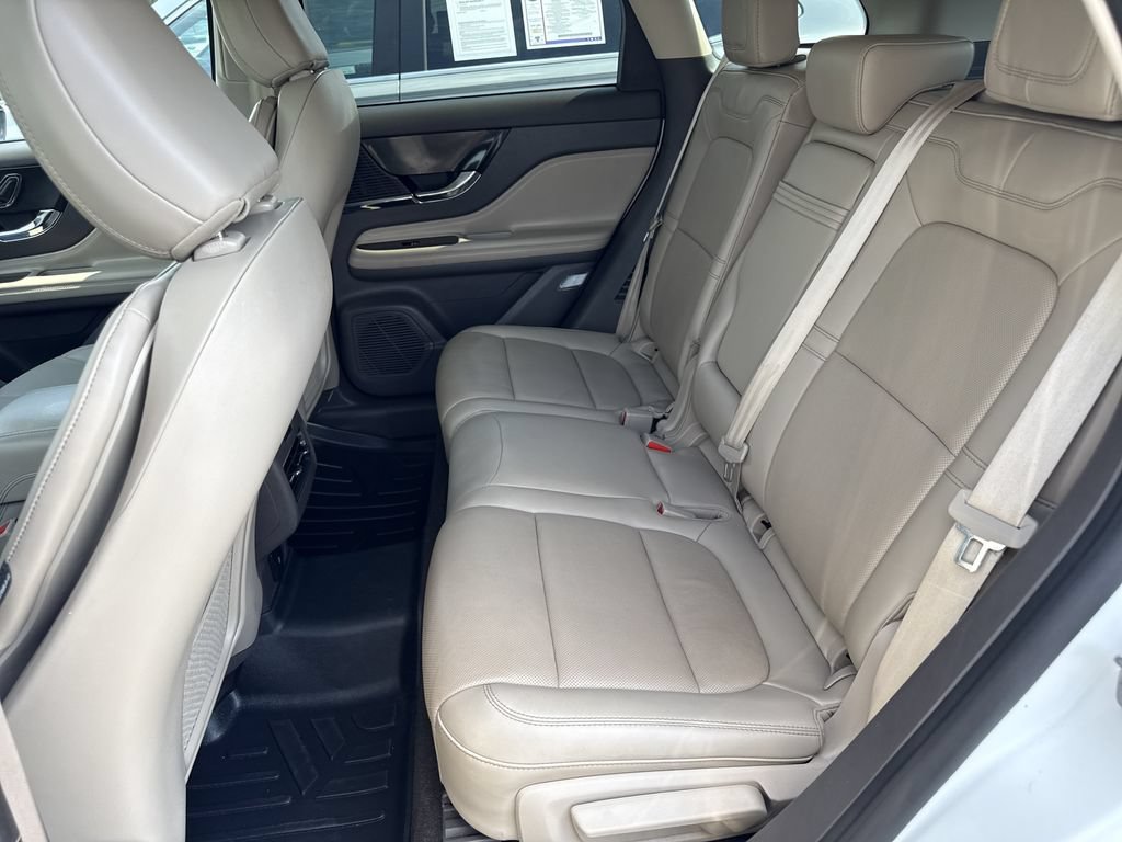 Used 2022 Lincoln Corsair AWD w/ Premium Package image 31