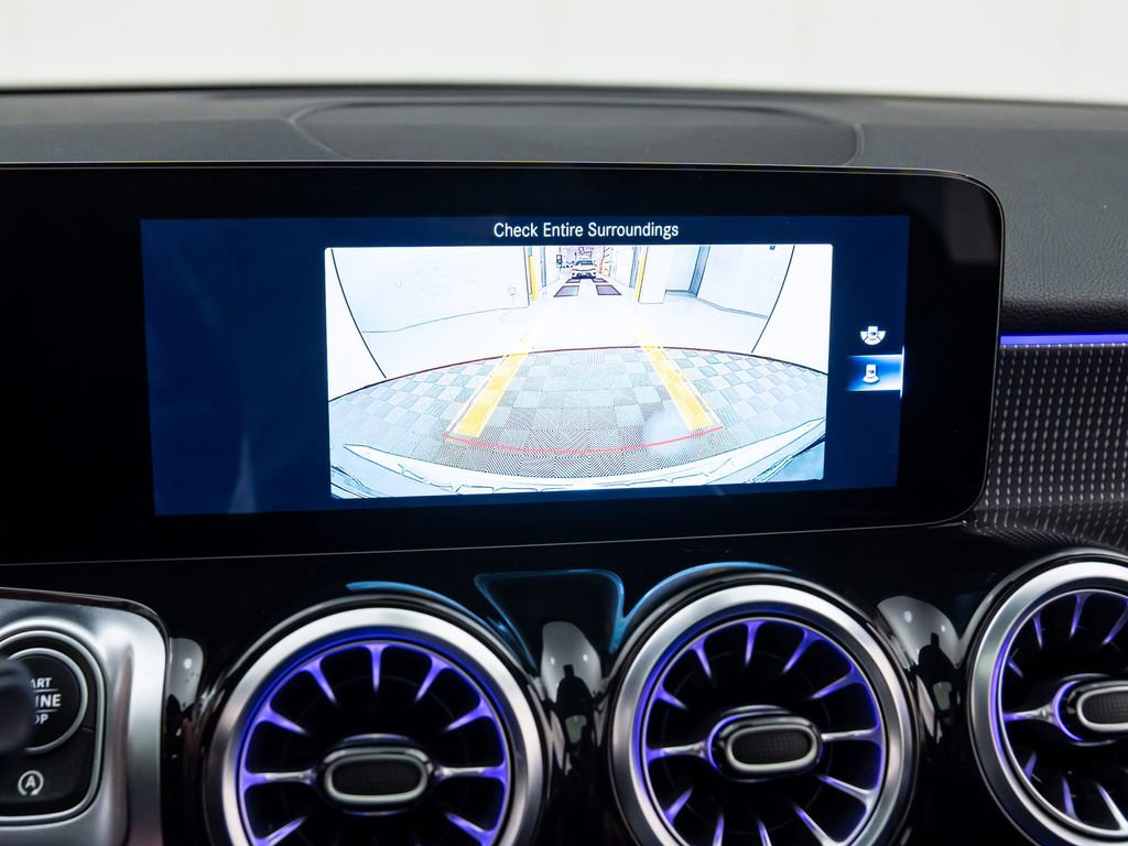 Used 2022 Mercedes-Benz GLB 250 4MATIC image 26