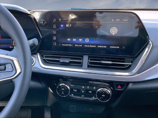 New 2026 Chevrolet Trax ACTIV w/ Driver Confidence Package FWD image 6
