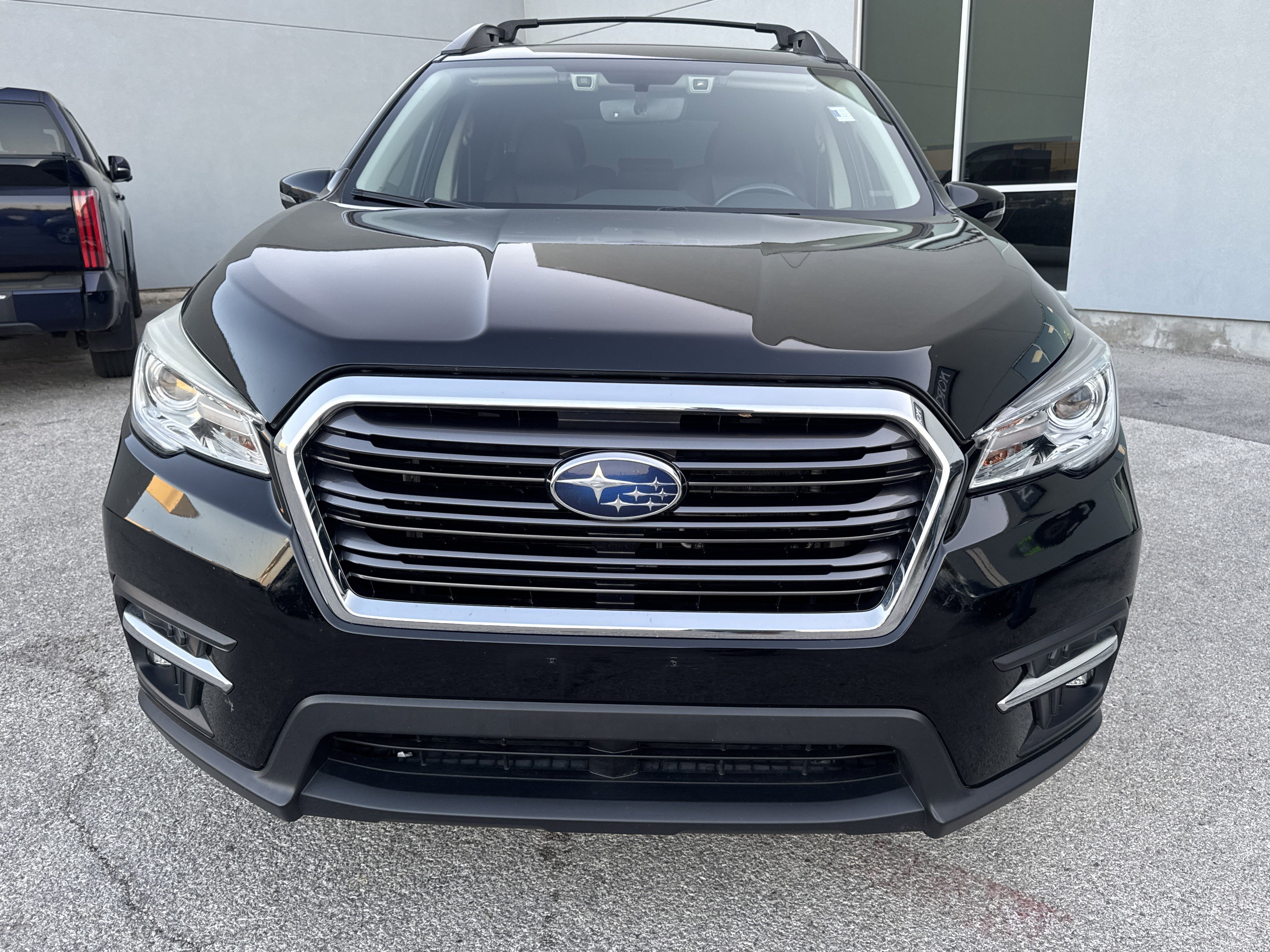 Used 2019 Subaru Ascent Limited image 8