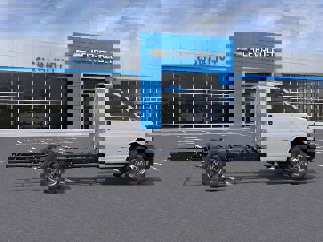 New 2026 Chevrolet Express 3500 1WT w/ Power Convenience Package image 5