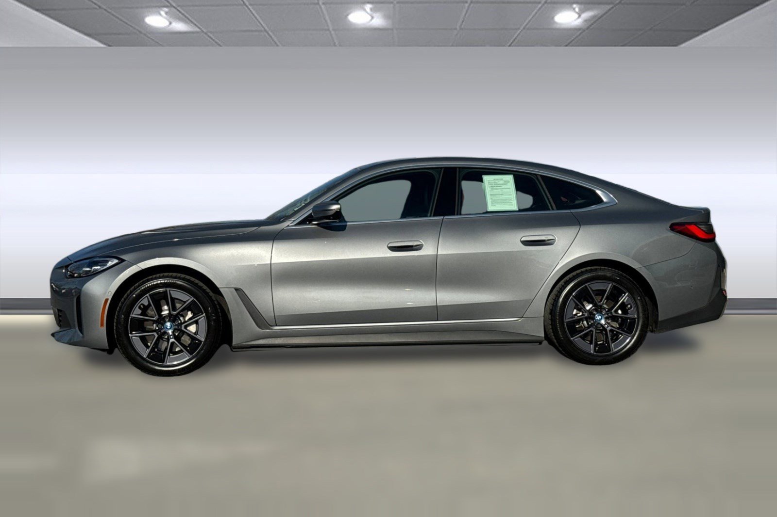 Certified 2023 BMW i4 eDrive35 image 2