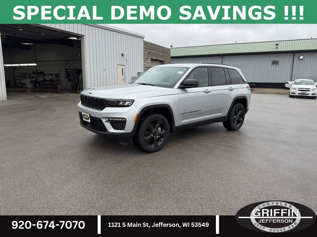 New 2025 Jeep Grand Cherokee Limited w/ Luxury Tech Group II image 1