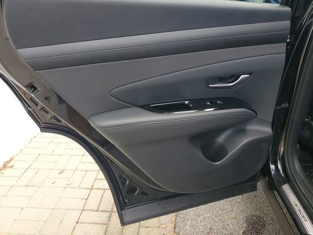 Used 2025 Hyundai Tucson Limited image 34