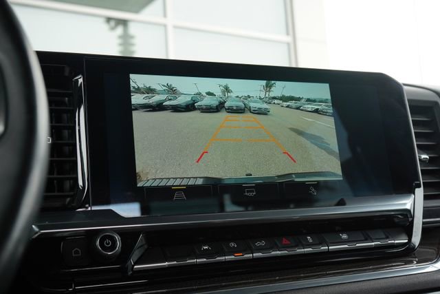 Used 2023 Chevrolet Silverado 1500 RST w/ Redline Edition AWD/4WD image 26