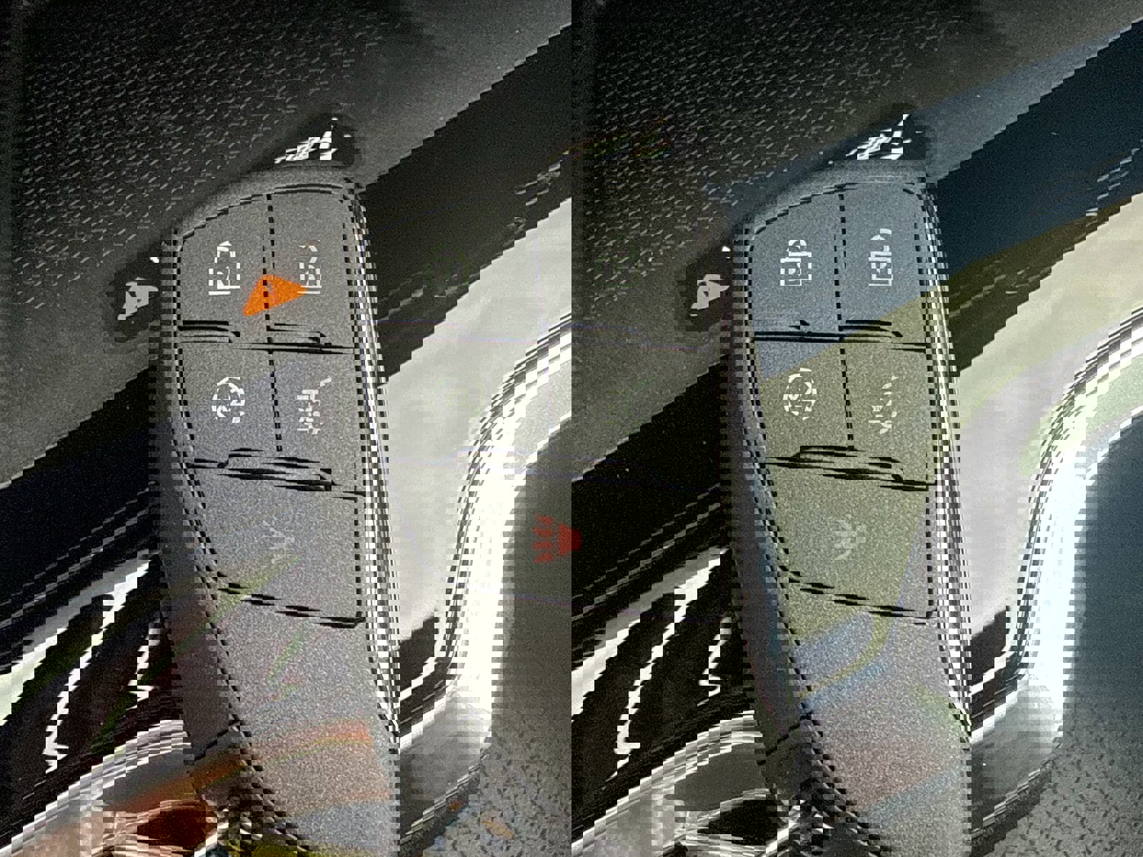 New 2026 Chevrolet Traverse LT w/ Midnight/Sport Edition AWD/4WD image 68