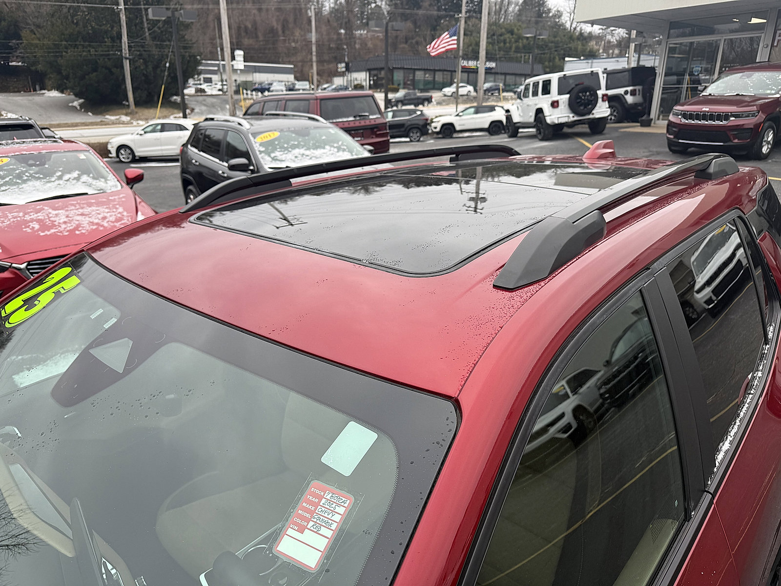 Used 2025 Chevrolet Equinox ACTIV w/ Safety and Technology Package image 7