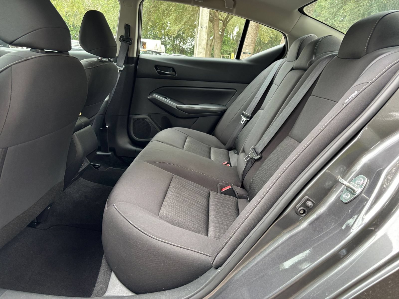 Used 2025 Nissan Altima 2.5 SV FWD image 21