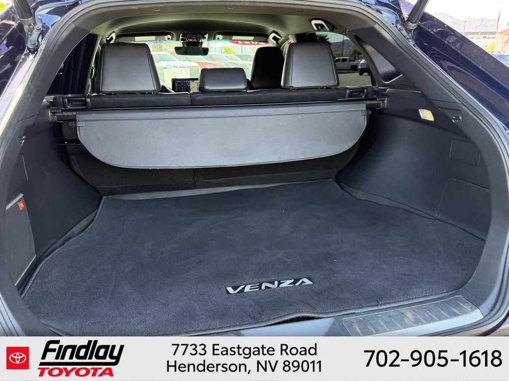 Certified 2021 Toyota Venza XLE w/ Softex Package AWD/4WD image 18