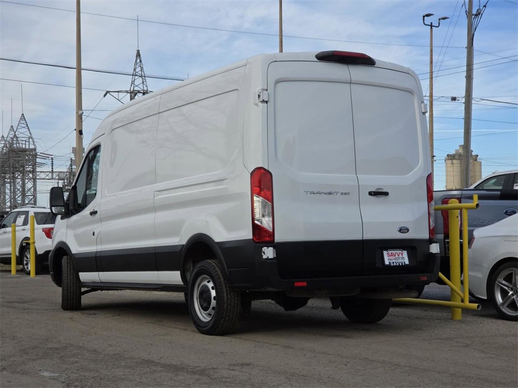Used 2023 Ford Transit 250 Medium Roof w/ Load Area Protection Package image 10