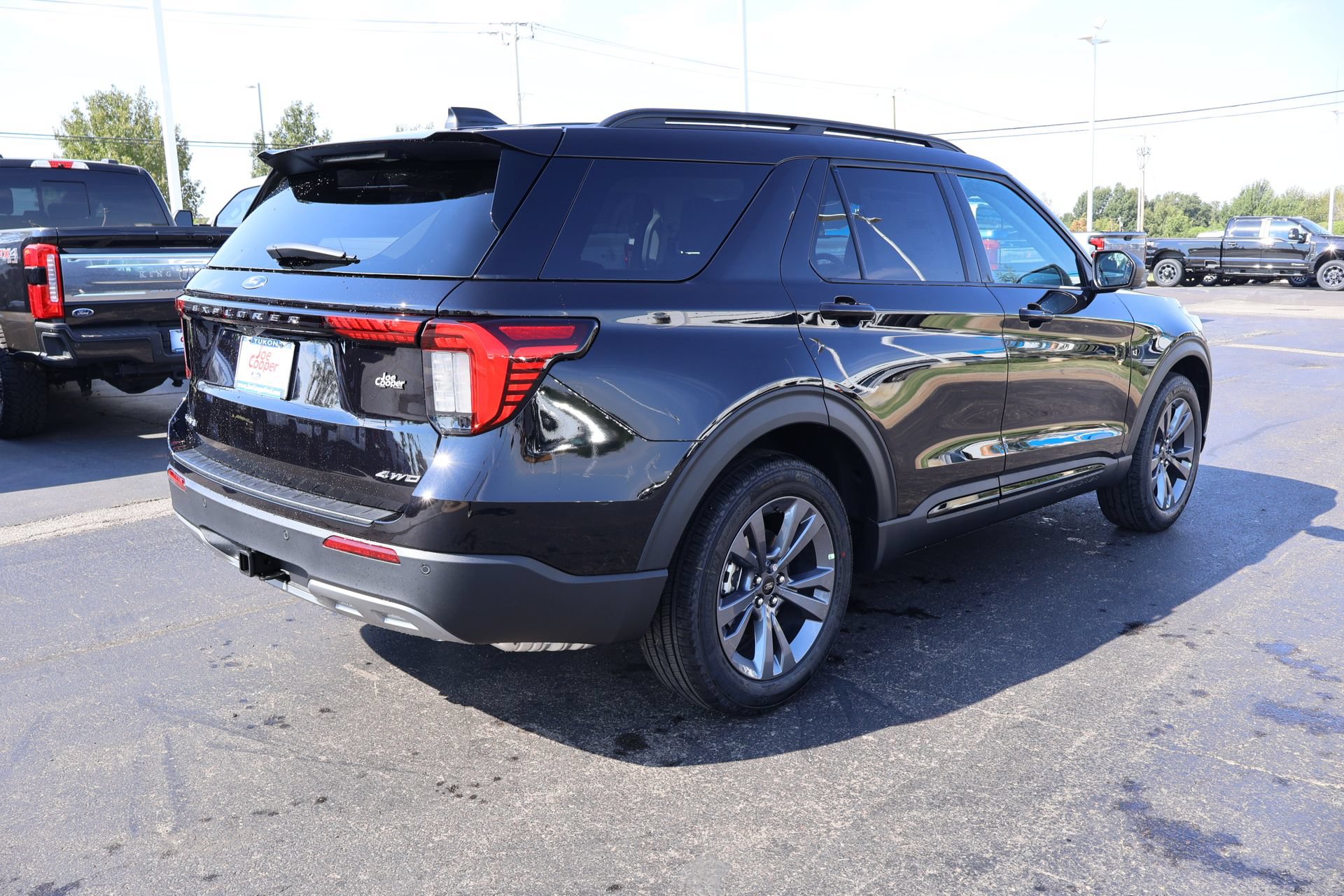 New 2026 Ford Explorer Active w/ Active Comfort Package AWD/4WD image 23