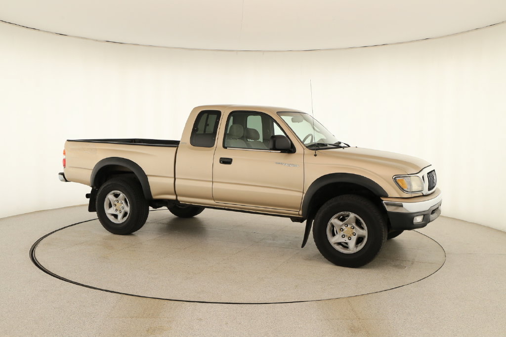 Used 2004 Toyota Tacoma PreRunner RWD image 9