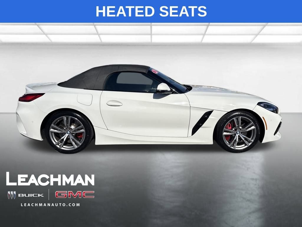 Used 2023 BMW Z4 sDrive30i w/ Premium Package image 2