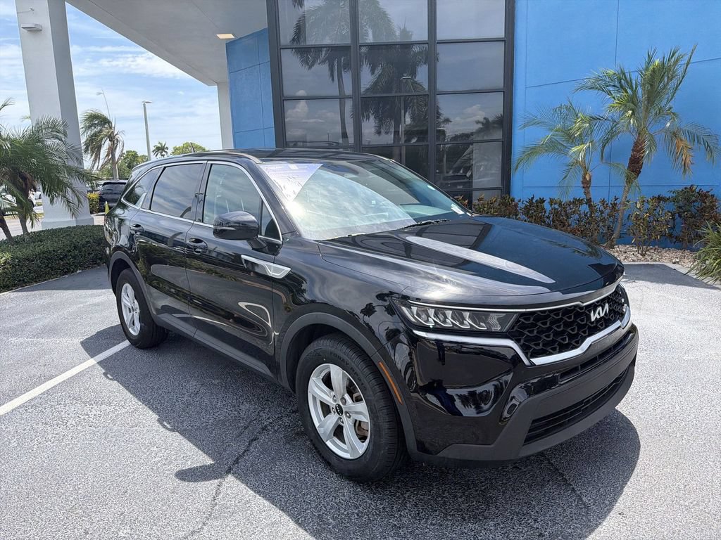 Used 2023 Kia Sorento LX FWD image 18