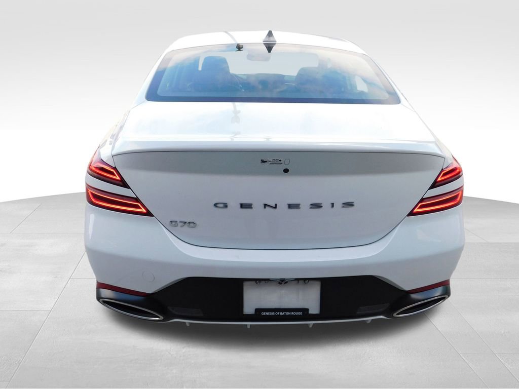 Used 2026 Genesis G70 2.5T image 7