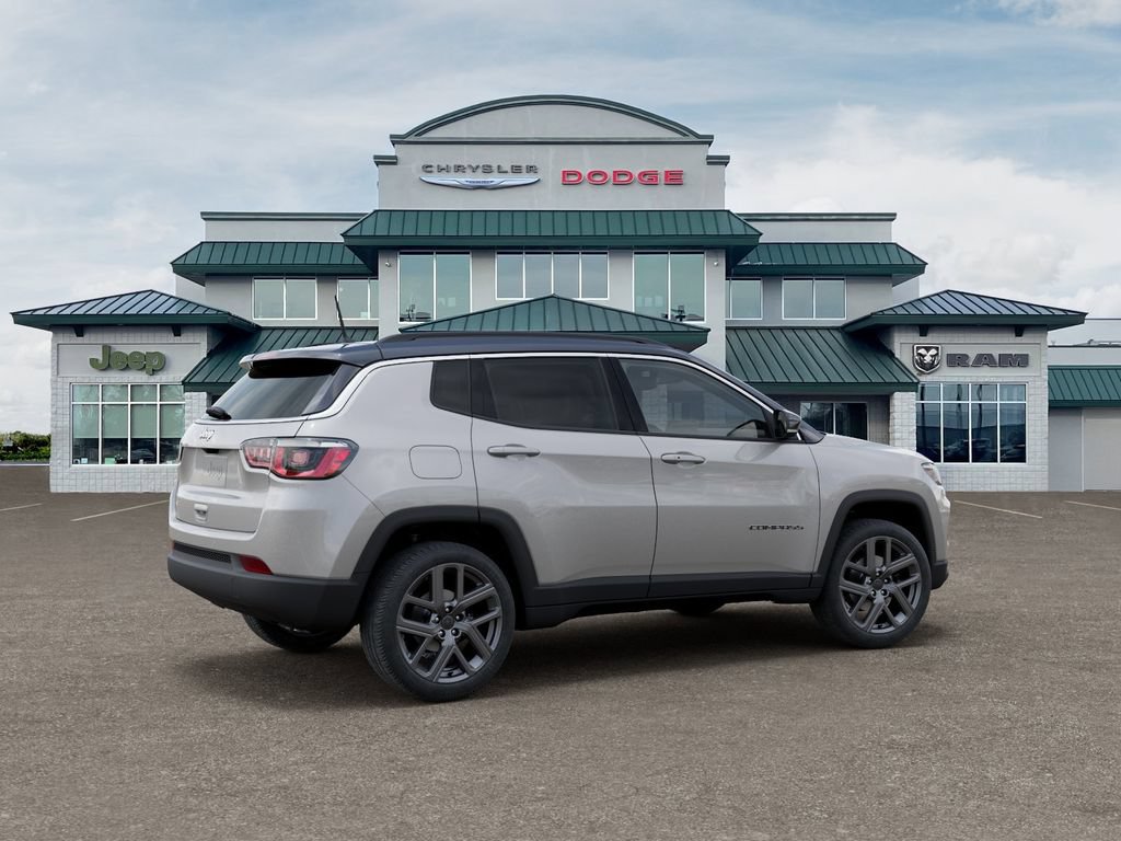 Used 2026 Jeep Compass Limited AWD/4WD image 4