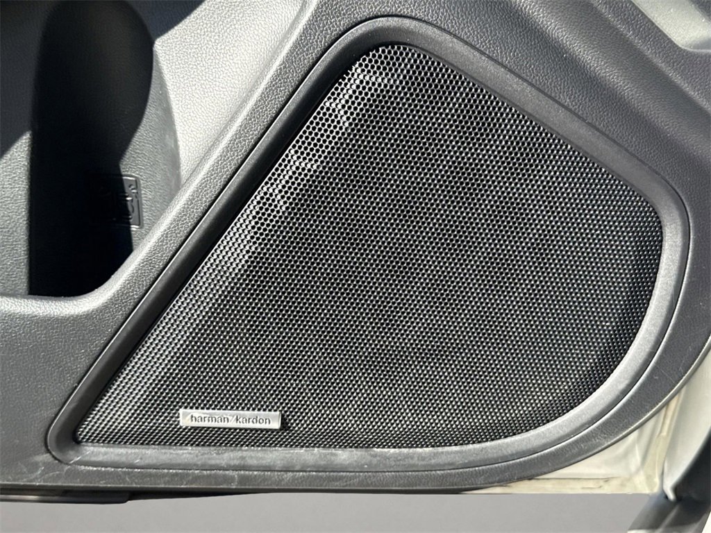 Used 2020 Subaru Outback Limited w/ Popular Package #2 image 19