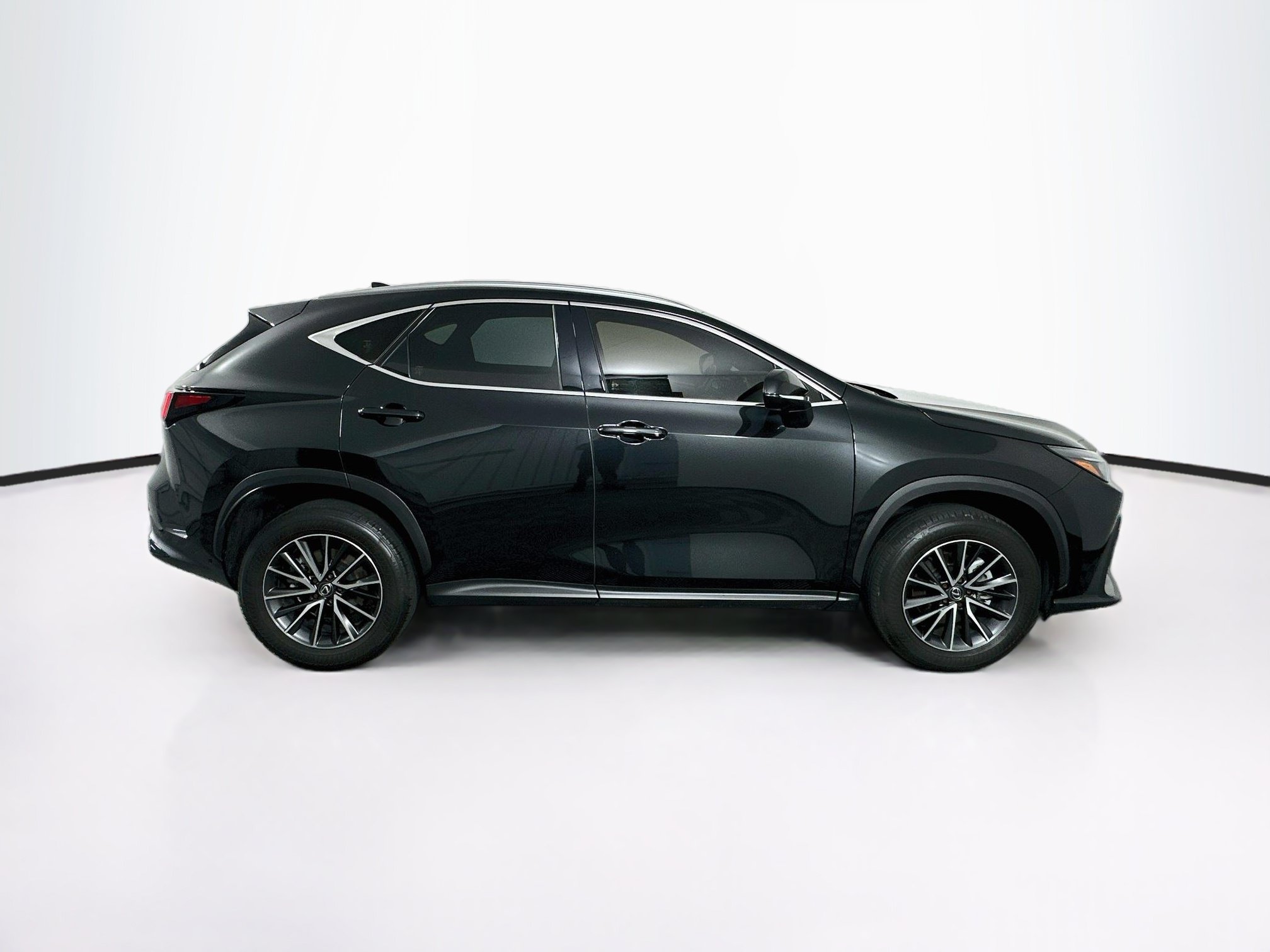 Used 2024 Lexus NX 250 FWD w/ Cold Area Package image 10