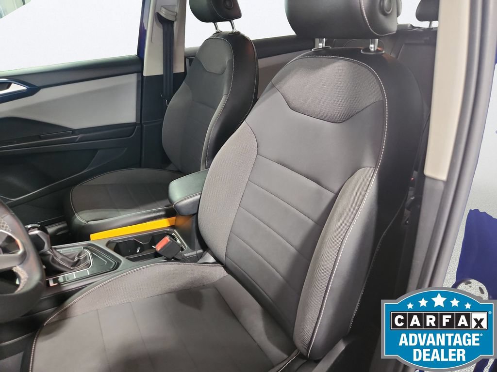 Used 2022 Volkswagen Taos SE FWD image 15