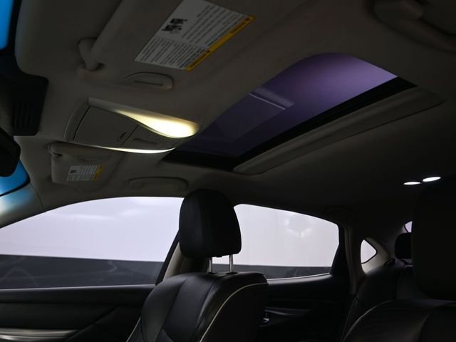 Used 2017 INFINITI Q70 L 3.7 image 10