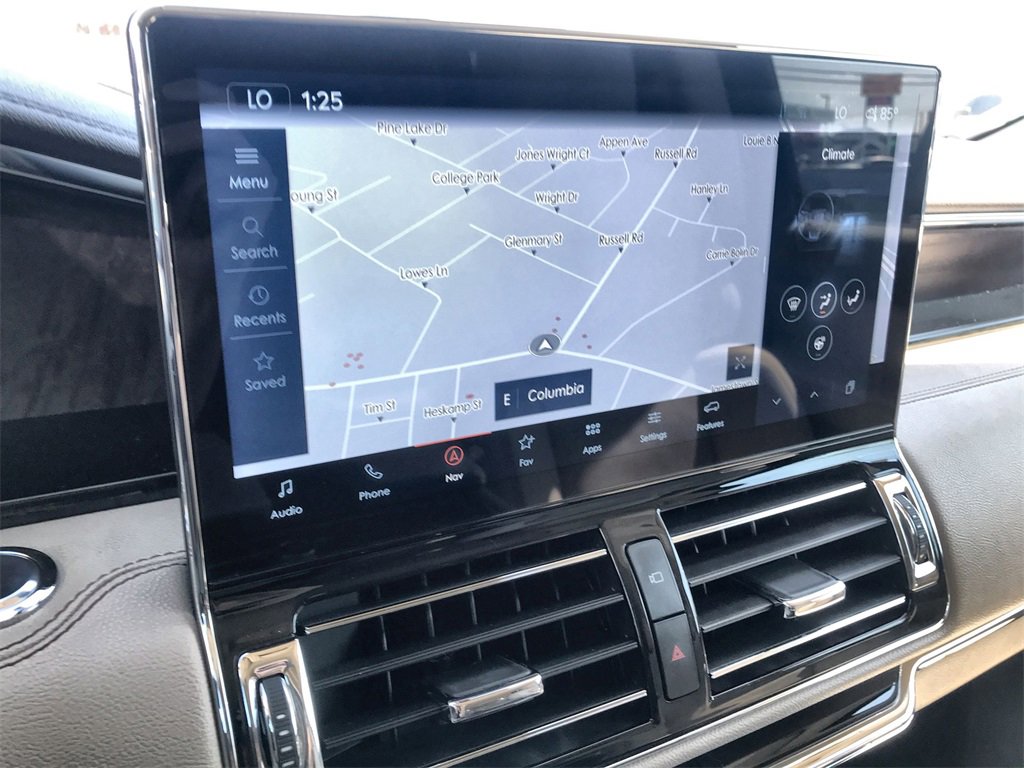 Used 2024 Lincoln Navigator Reserve image 18