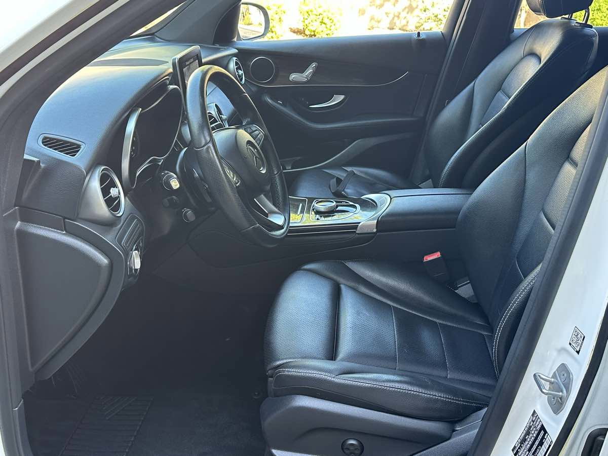 Used 2017 Mercedes-Benz GLC 300 image 12