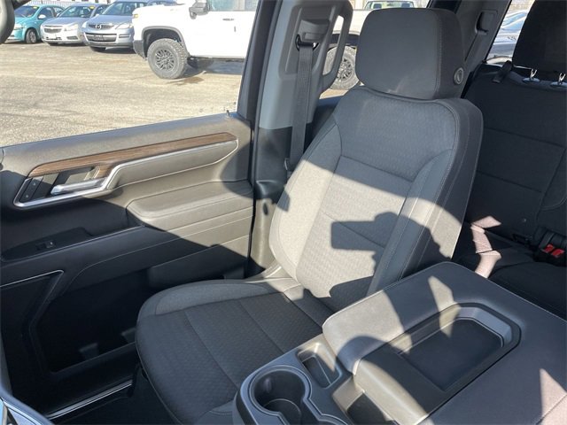 Used 2022 Chevrolet Silverado 1500 LT image 23