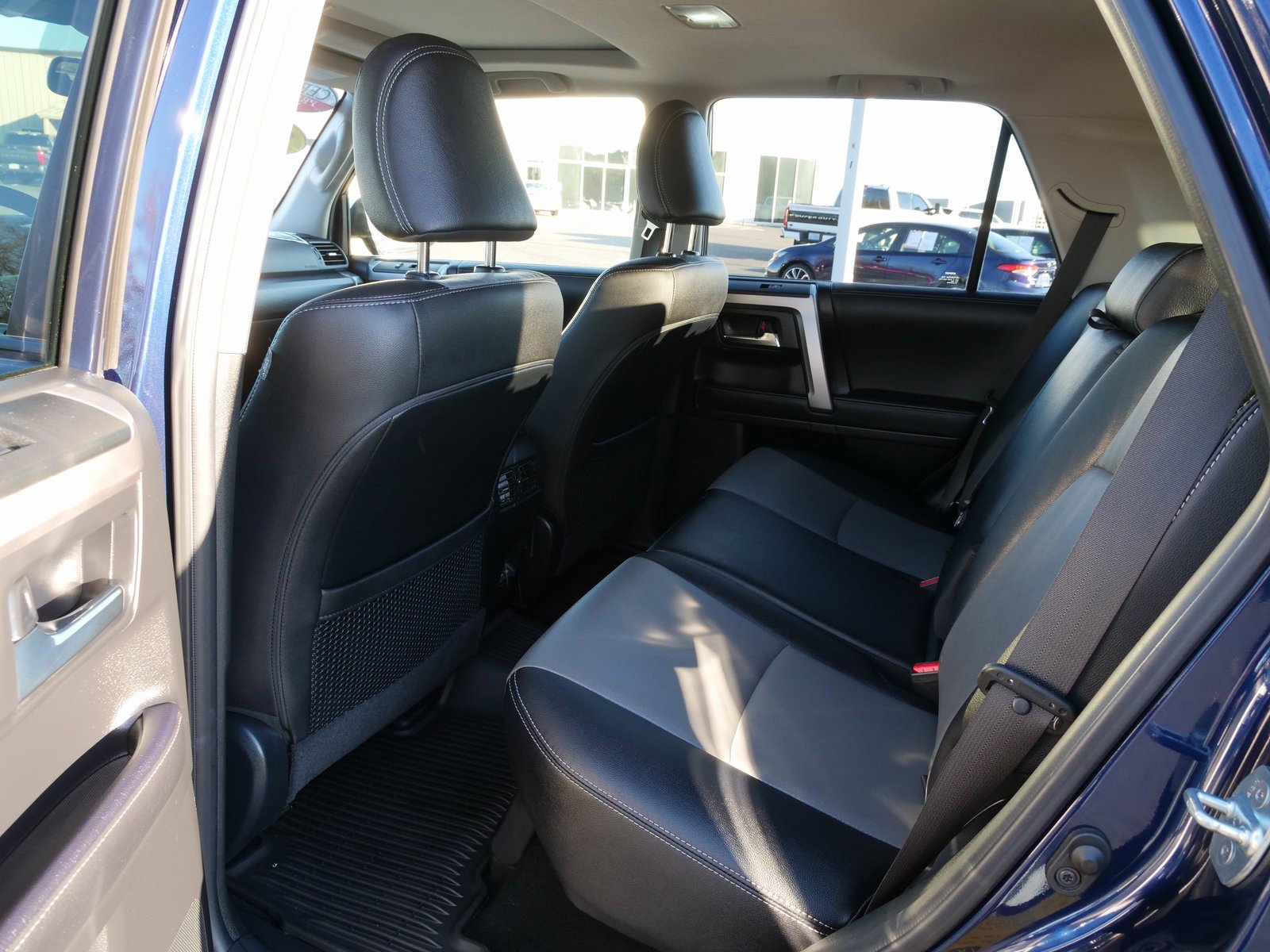 Used 2023 Toyota 4Runner SR5 Premium image 13