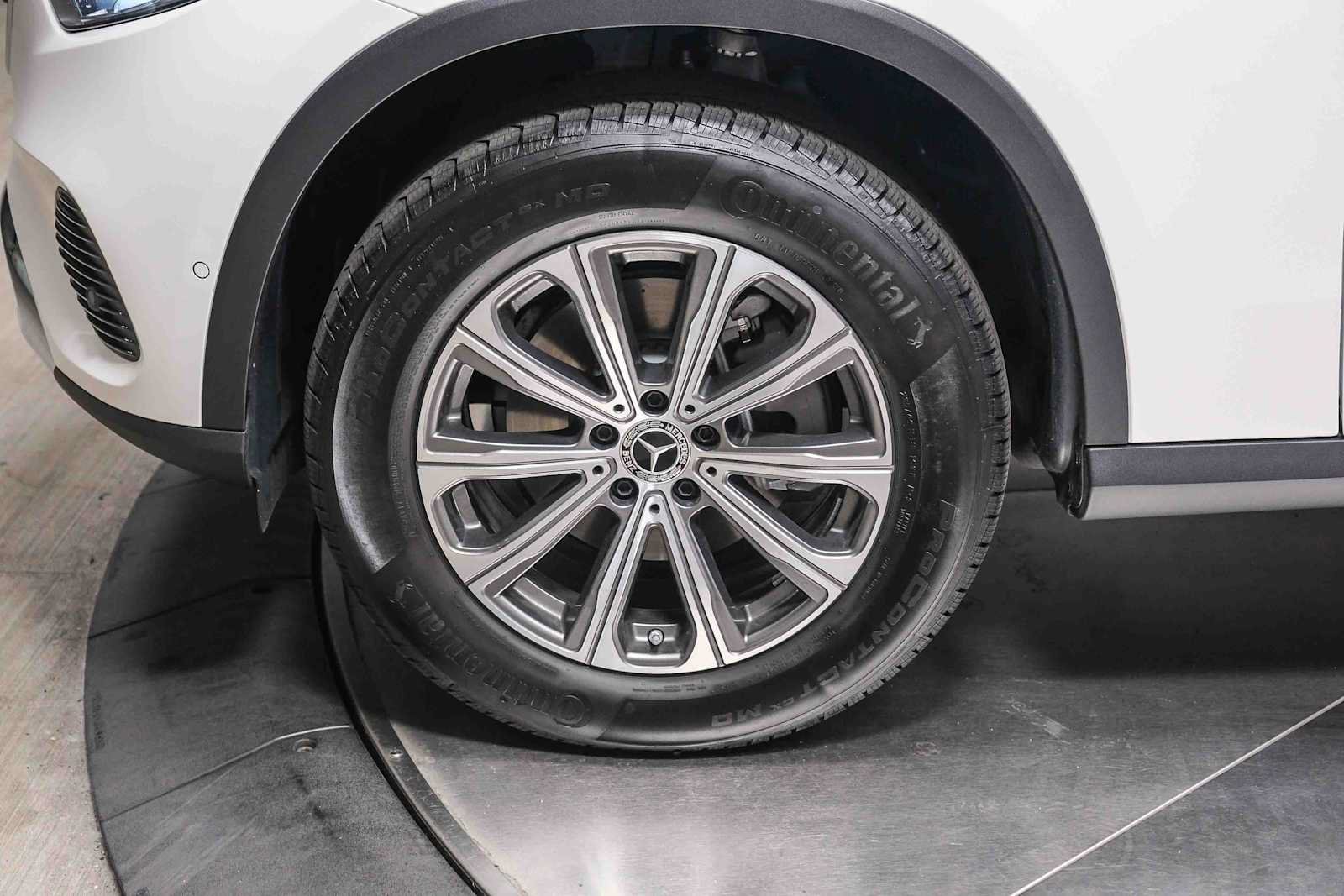 Certified 2026 Mercedes-Benz GLC 300 image 10