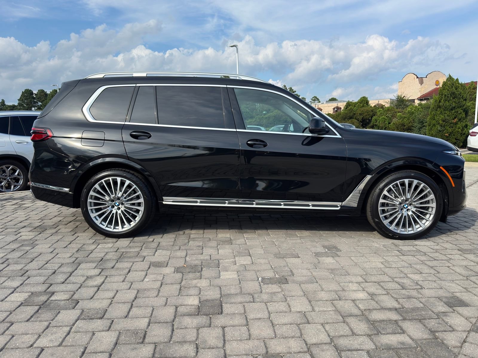 New 2026 BMW X7 xDrive40i image 8