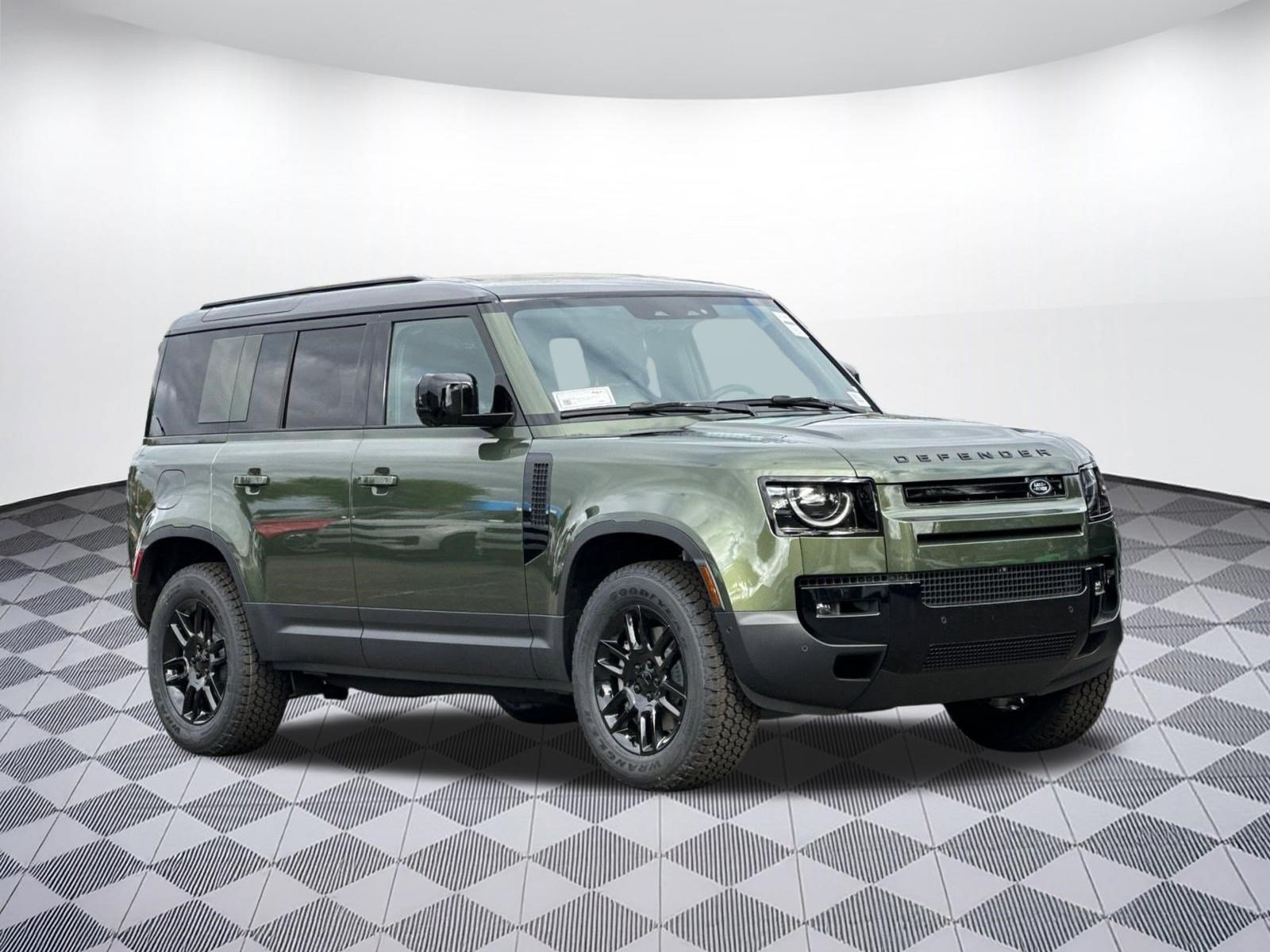 New 2026 Land Rover Defender 110 S AWD/4WD image 7
